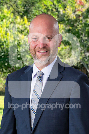 Headshot_Sample4