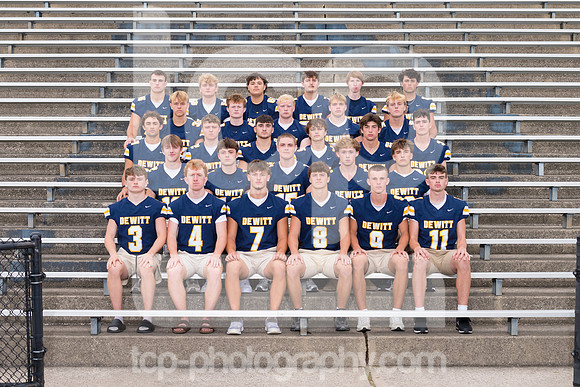 TCP_1484_2627DHSFballSrs_Serious