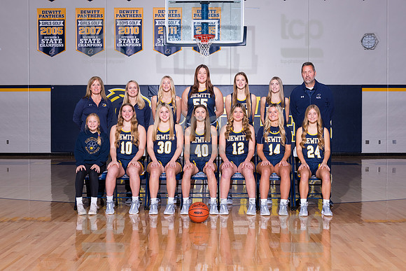 TCP_1841_DHSGirlsVarBball