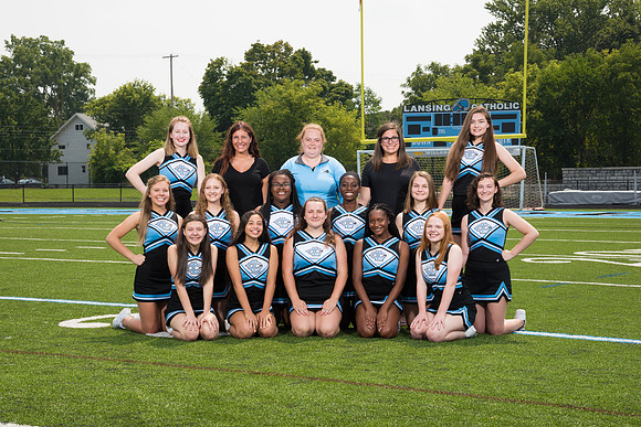 TCP_4375_LCHSSidelineCheer