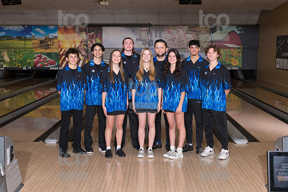 TCP_0096_2425LCHSBowlingSeniors